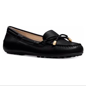 New Micheal Kors Daisy Leather Moccasin Size 8